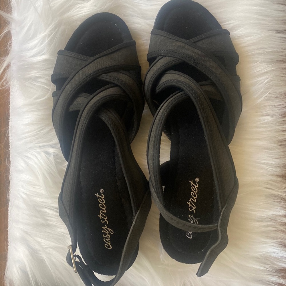 Easy Street Black Sandals
